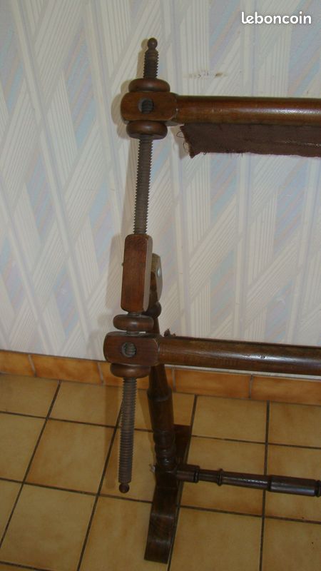 Métier à tapisserie en bois vintage (image 4)