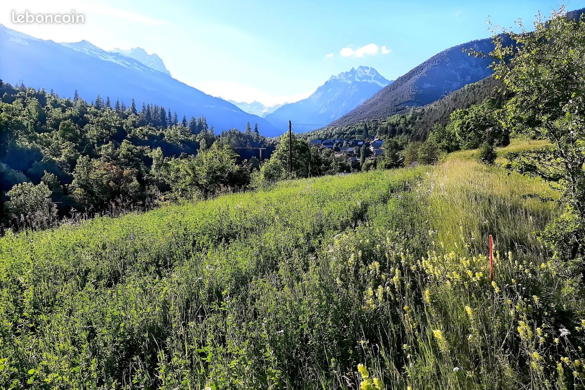Terrain 1607 m² VALLOUISE · à Vallouise-Pelvoux · 165 000 €