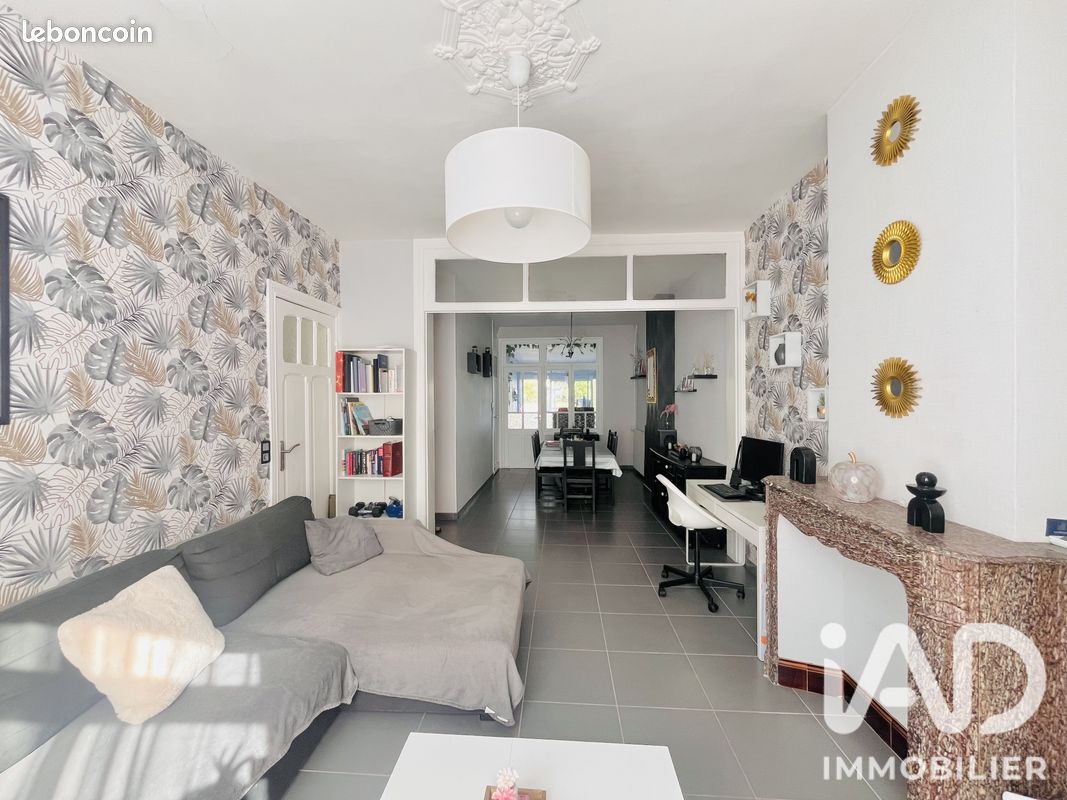 Maison 7 pièces 204 m² · à Valenciennes · 204 m² · 220 000 €