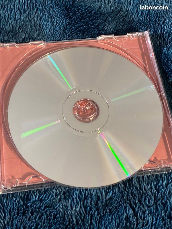 CD Shakira « Sale El sol » (image 3)