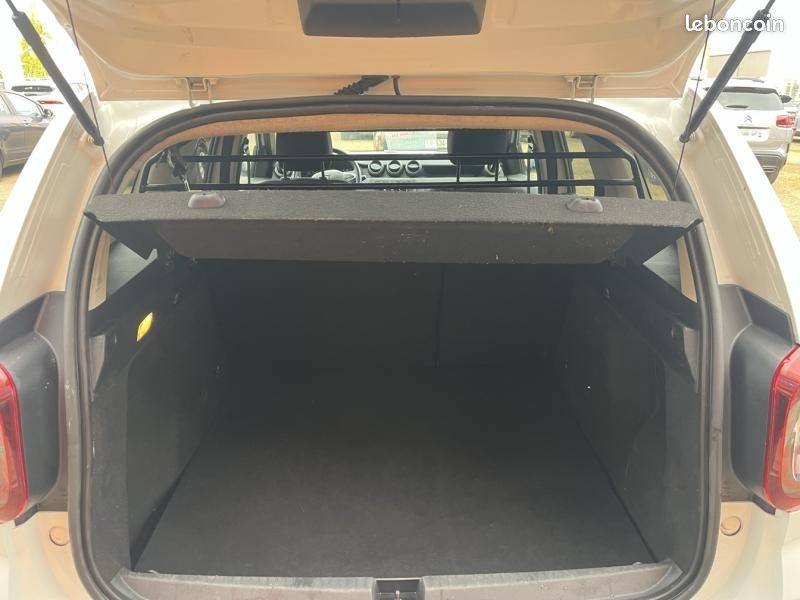 Dacia Duster 1.5 Blue dCi 115ch Prestige 4x2 (image 17)