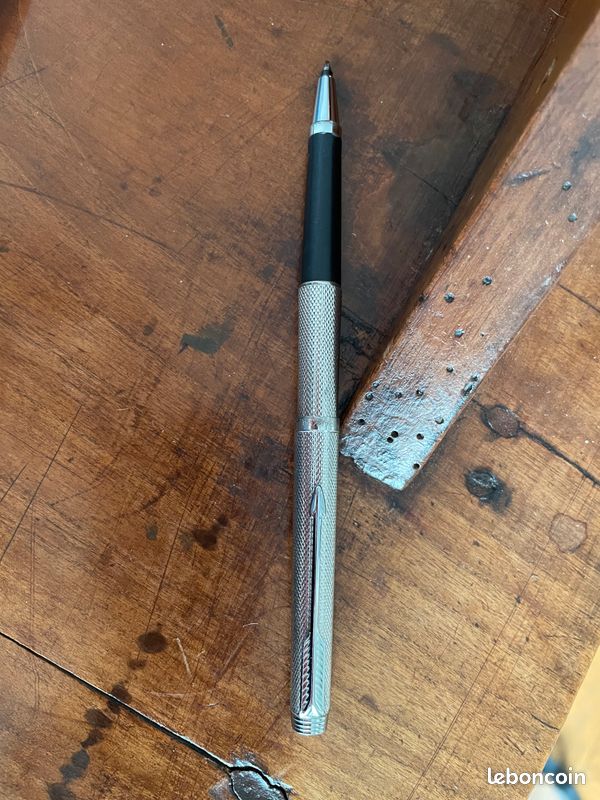 Stylo Roller Parker 75 Plaqué Argent, Neuf Avec étiquettes