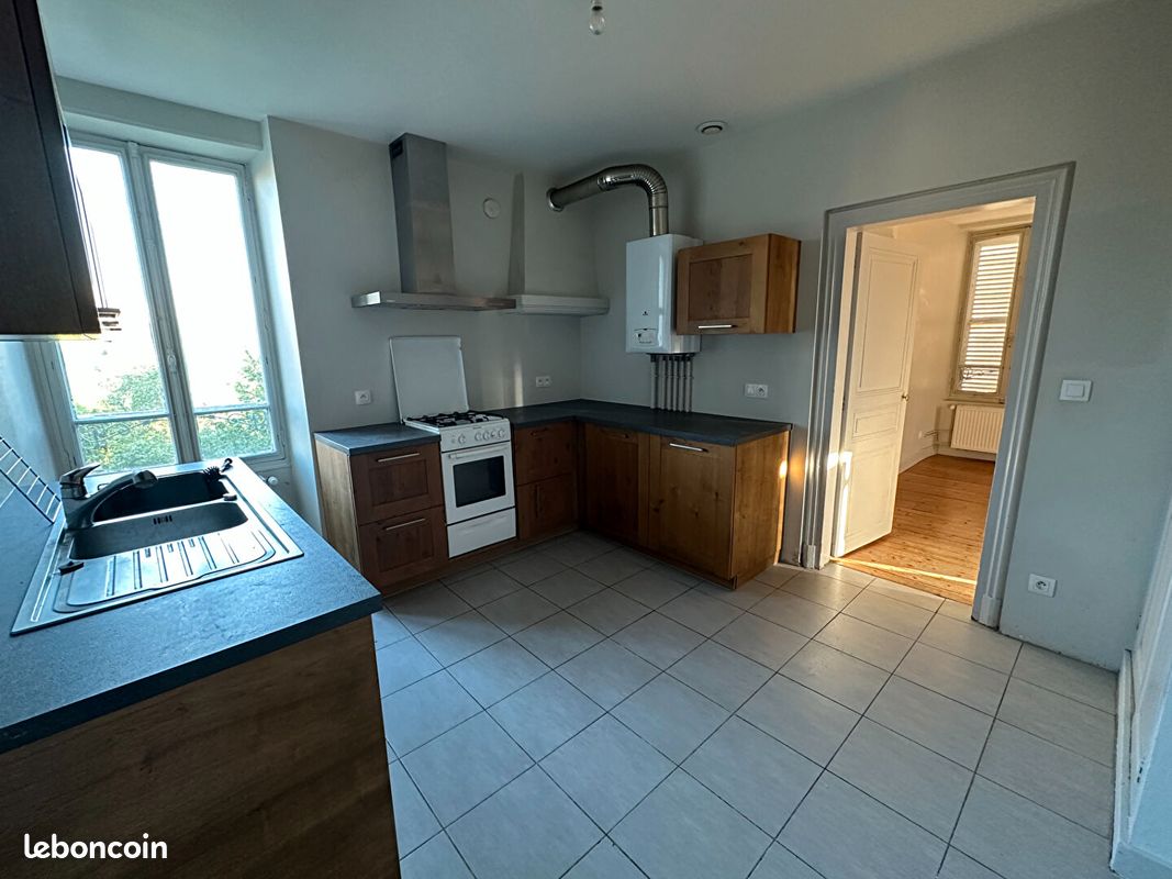 Appartement 1 pièce 41 m² · à Auxerre · 41 m² · 462 €/mois