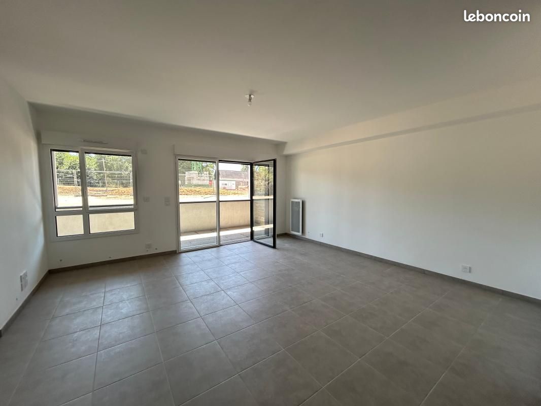 Appartement 4 pièces 94 m² · à Plescop · 94 m² · 1 190 €