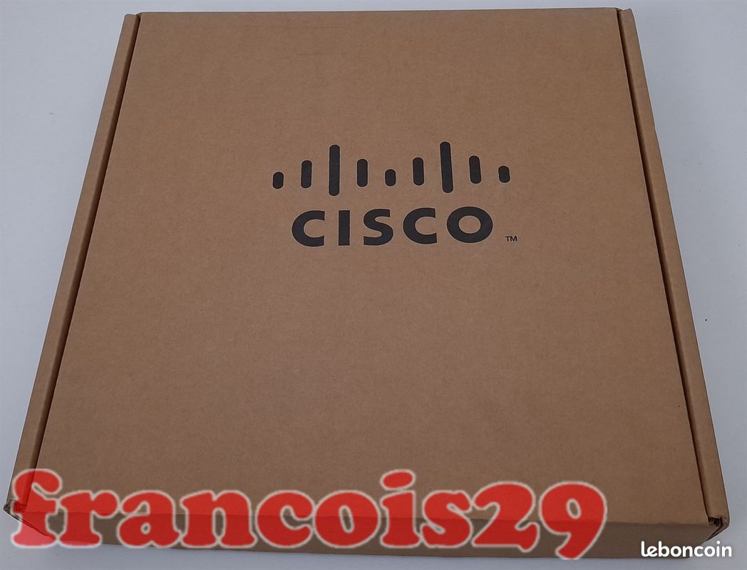 Routeur Cisco 1800 Series – Vendu avec accessoires et emballage d’origine (image 9)