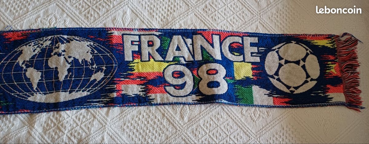 Echarpe tricolore allez france | | décoration de fête pas