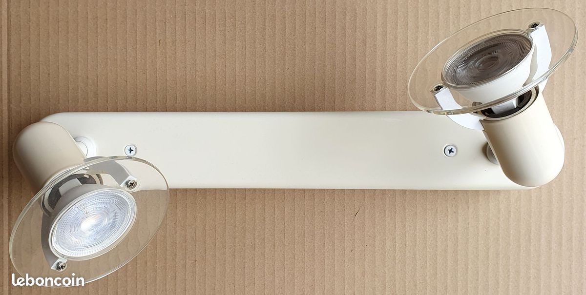 Plafonnier 2 spots éclairage Led (image 2)