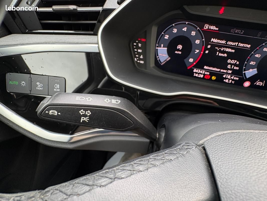 Audi Q3 35 TFSI 150 ch Design Luxe (image 21)