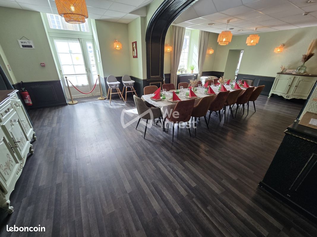Maison 20 pièces 637 m² · à Le Lude · 637 m² · 489 900 €