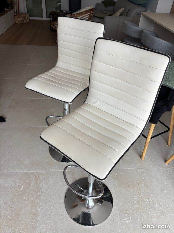 1 Chaise de bar (image 2)