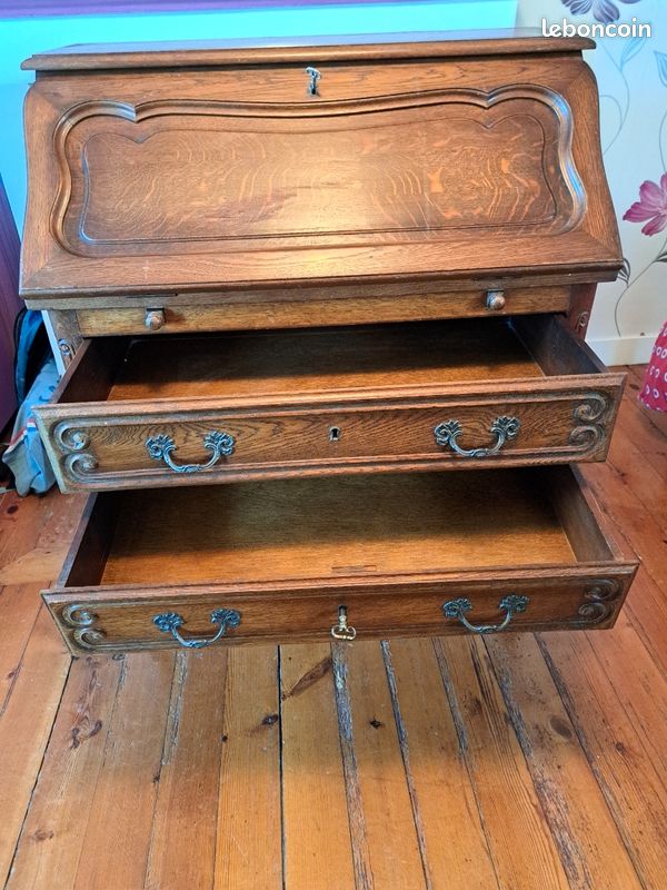 Bureau (image 2)