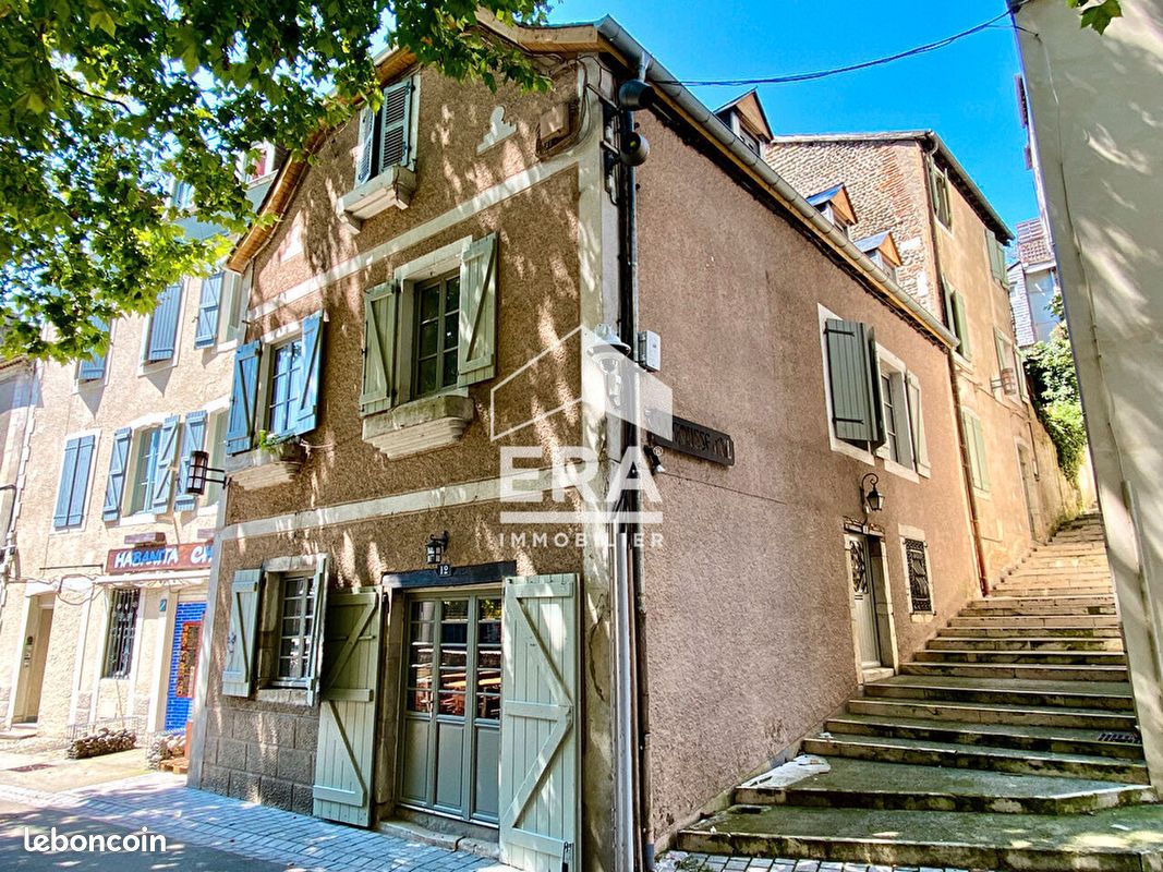 Maison 6 pièces 128 m² · à Pau · 128 m² · 1 700 €