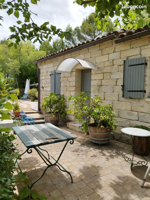 Maison avec piscine privative Uzès à pied (image 2)