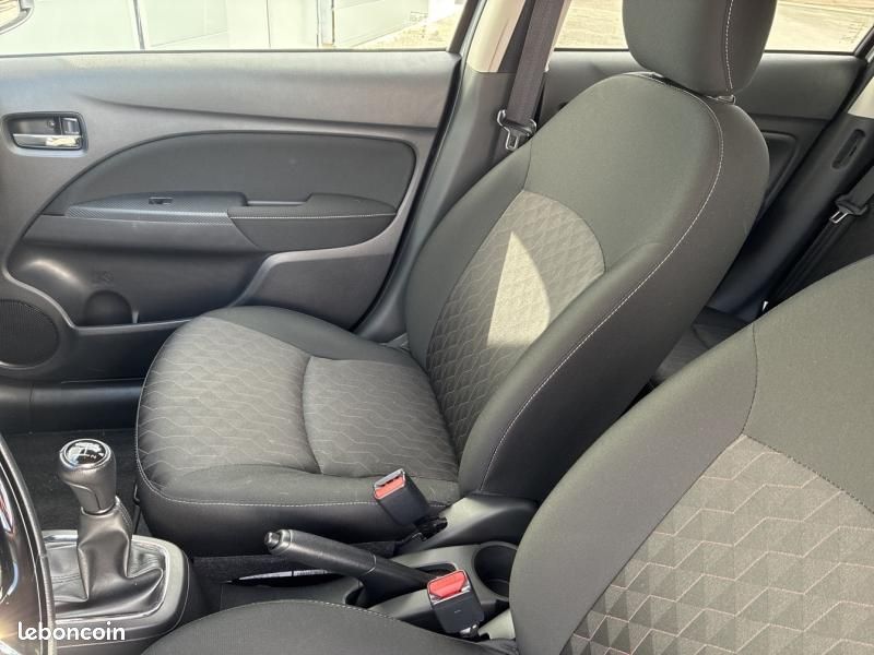 Mitsubishi Space Star 1.2 MIVEC 71ch Red Line EDITION 2024 (image 10)