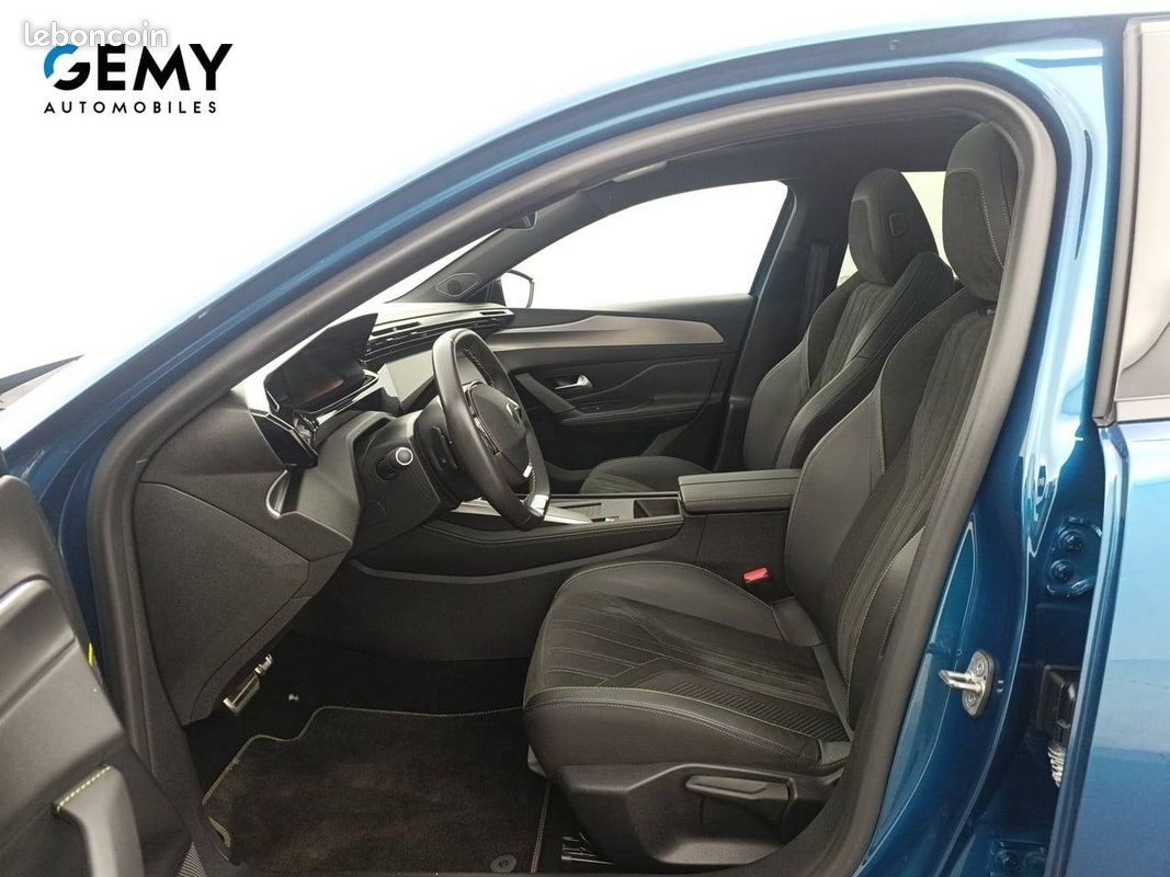 PEUGEOT 408 PHEV 225 e-EAT8 GT (image 9)