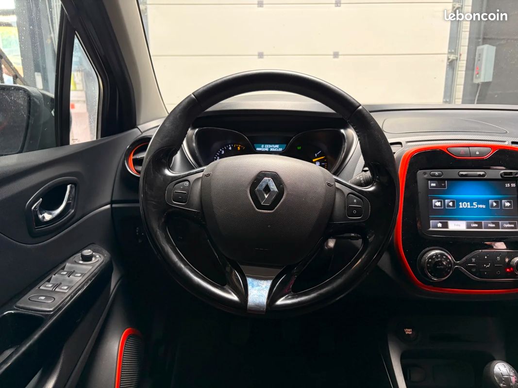 RENAULT CAPTUR dCi 90 Energy S&S eco² Intens / REVISION OK / CAMERA DE RECUL (image 17)