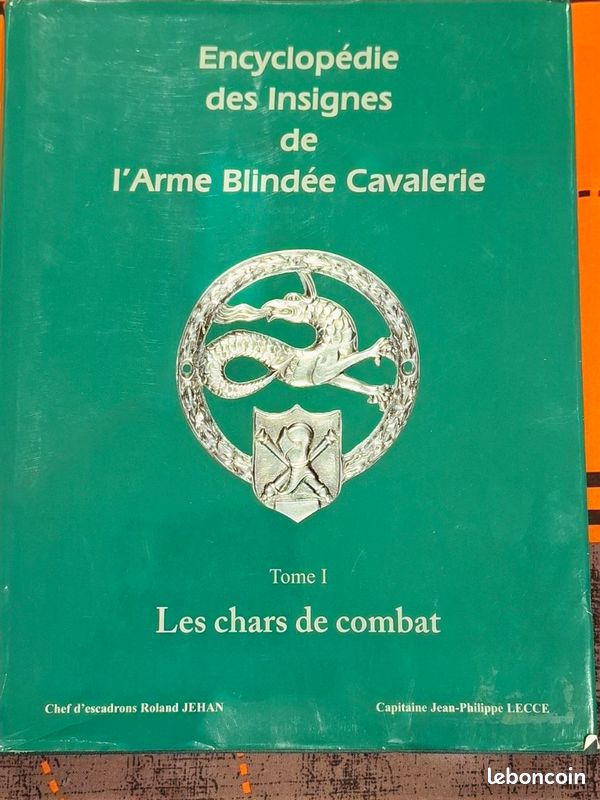 INSIGNE MILITAIRE PUCELLE École d’application arme blindée cavalerie