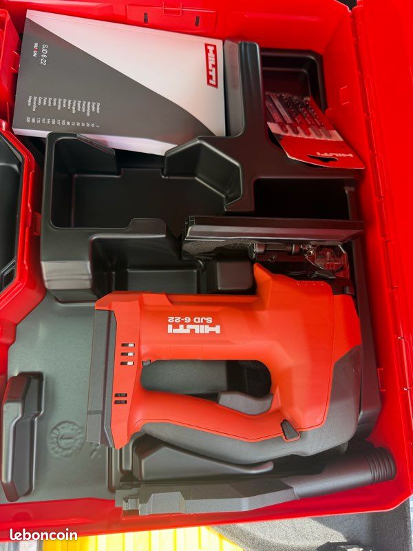 Scie sauteuse Hilti (image 1)