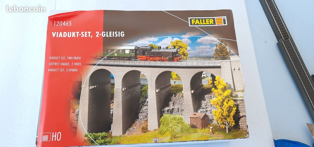 Coffret Viaduc ferroviaire à 2 voies en béton Faller 120465 - HO : 1/87