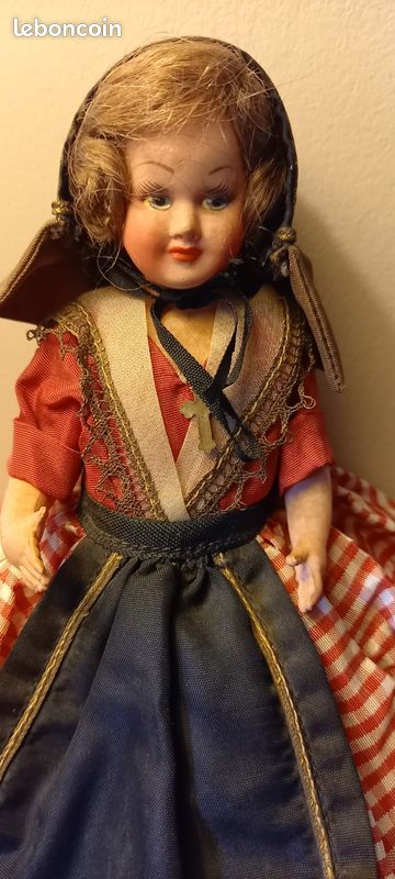 GRANDE POUPÉE PETITCOLLIN ANCIENNE EN CELLULOÏD COSTUME LIMOUSIN ANNÉES50 / 28CM