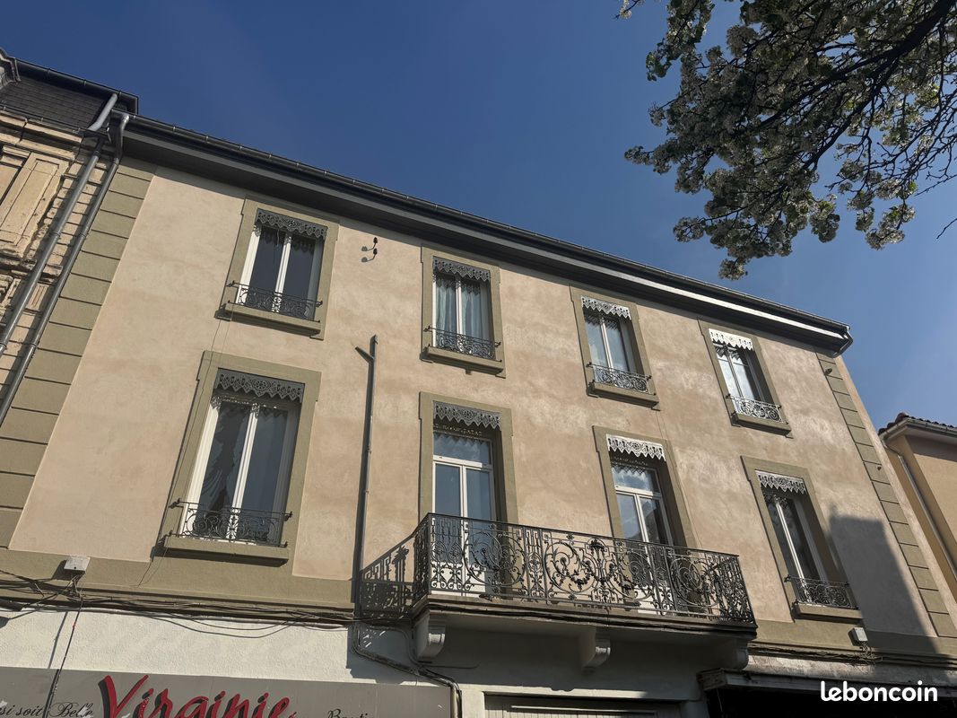 Appartement 2 pièces 49 m² · à Vénissieux · 49 m² · 69 000 €