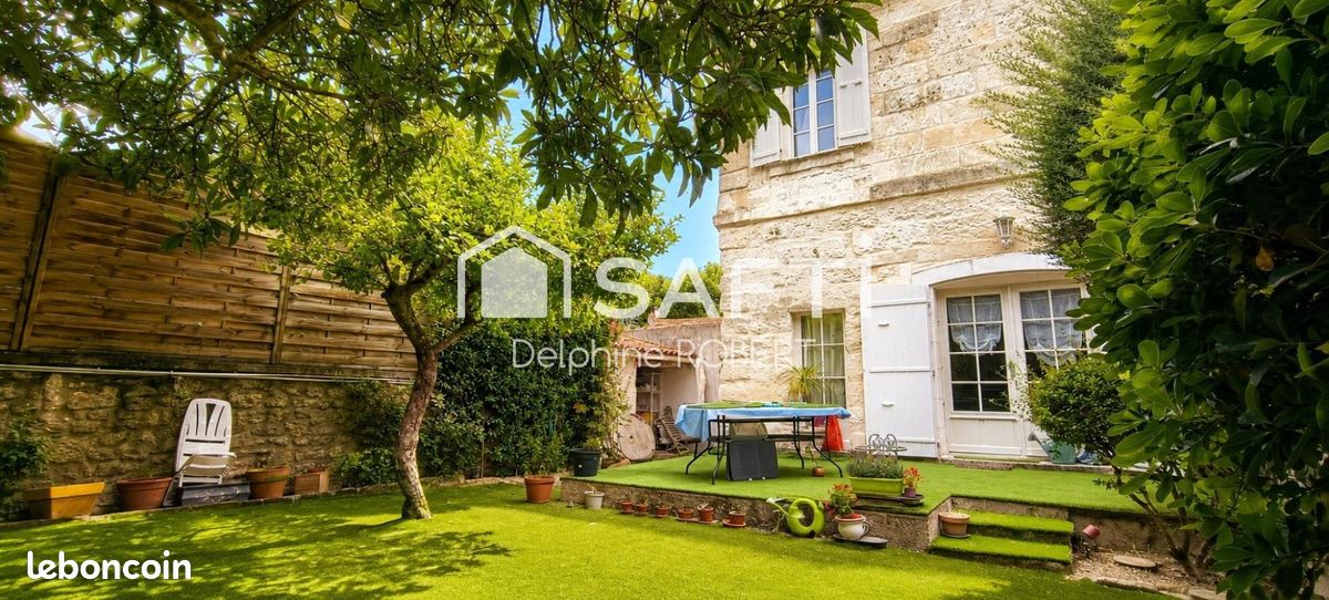 Maison 4 pièces 123 m² · à Saintes · 123 m² · 272 000 €