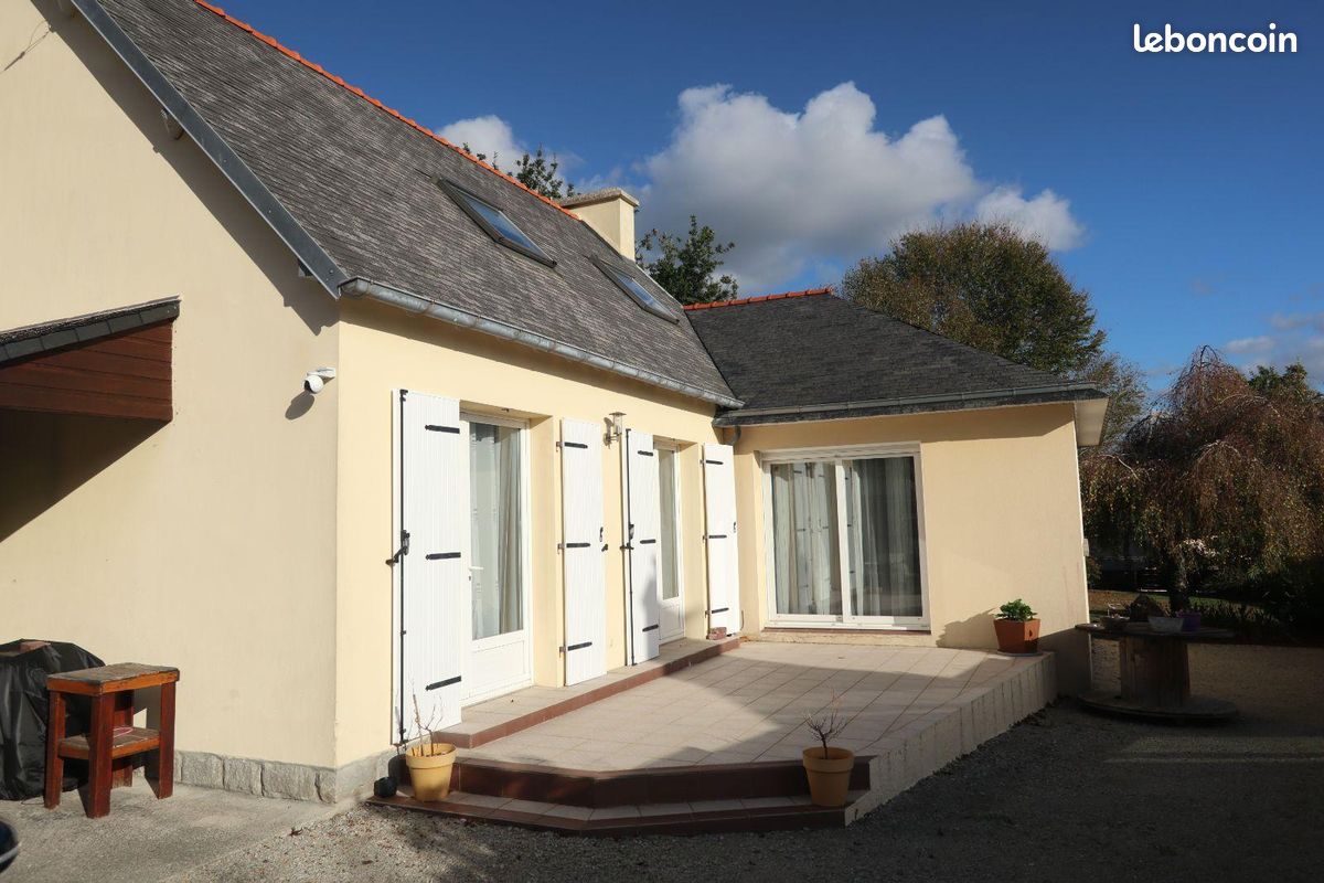 Maison 5 pièces 124 m² · à Hôpital-Camfrout · 124 m² · 281 160 €
