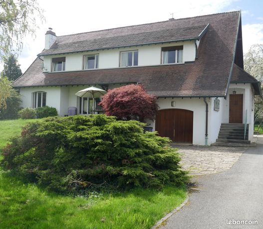 Maison 7 pièces 210 m²