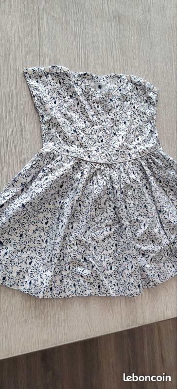 Robe enfant petit bateau 2 ans (image 1)