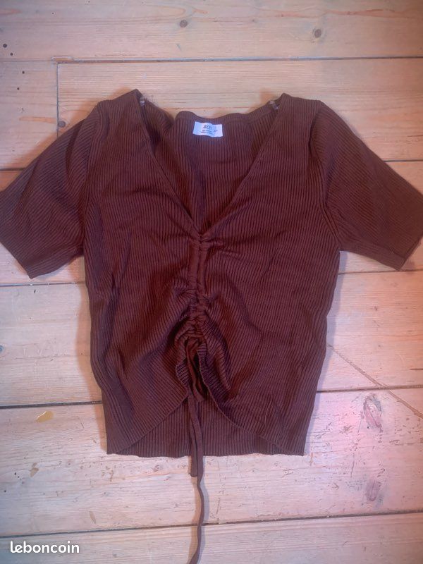 Haut marron décolleté (image 2)