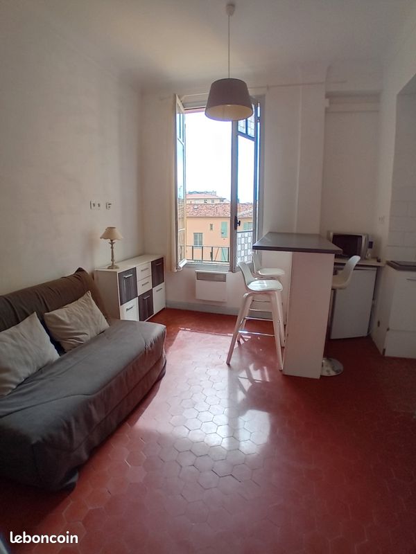 Appartement 1 pièce 15 m² · à Nice · 15 m² · 490 €/mois