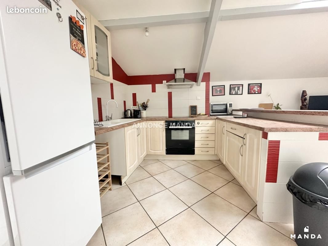 Appartement 3 pièces 92 m² · à Melun · 92 m² · 927 €/mois