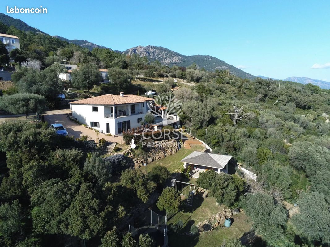 Maison 7 pièces 203 m² · à Sotta · 203 m² · 1 080 000 €