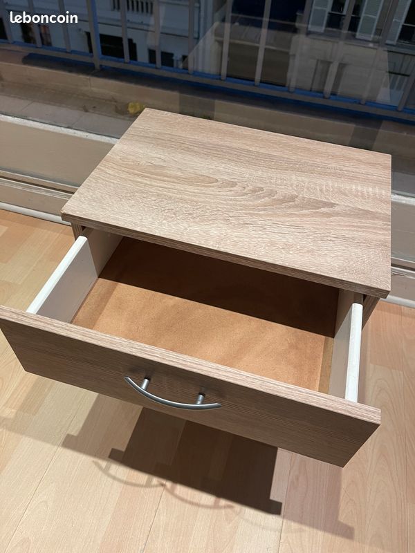Table de chevet (image 3)