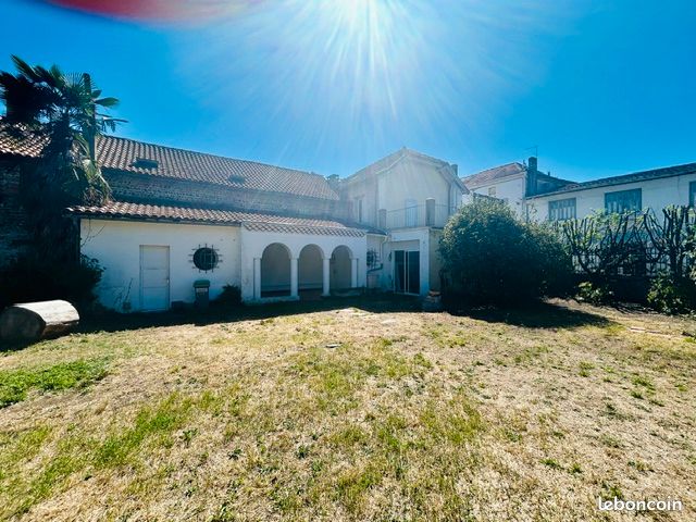 Maison 4 pièces 140 m² · à Vic-en-Bigorre · 140 m² · 148 800 €