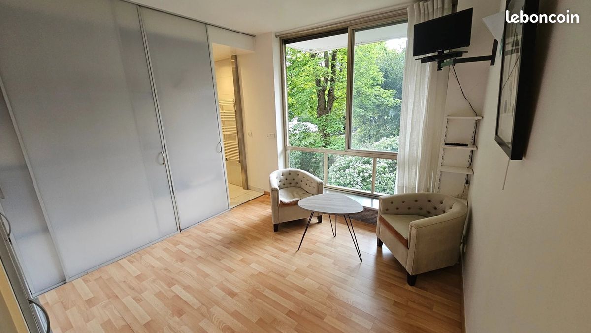 Appartement 1 pièce 18 m² · à Paris · 18 m² · 1 300 €