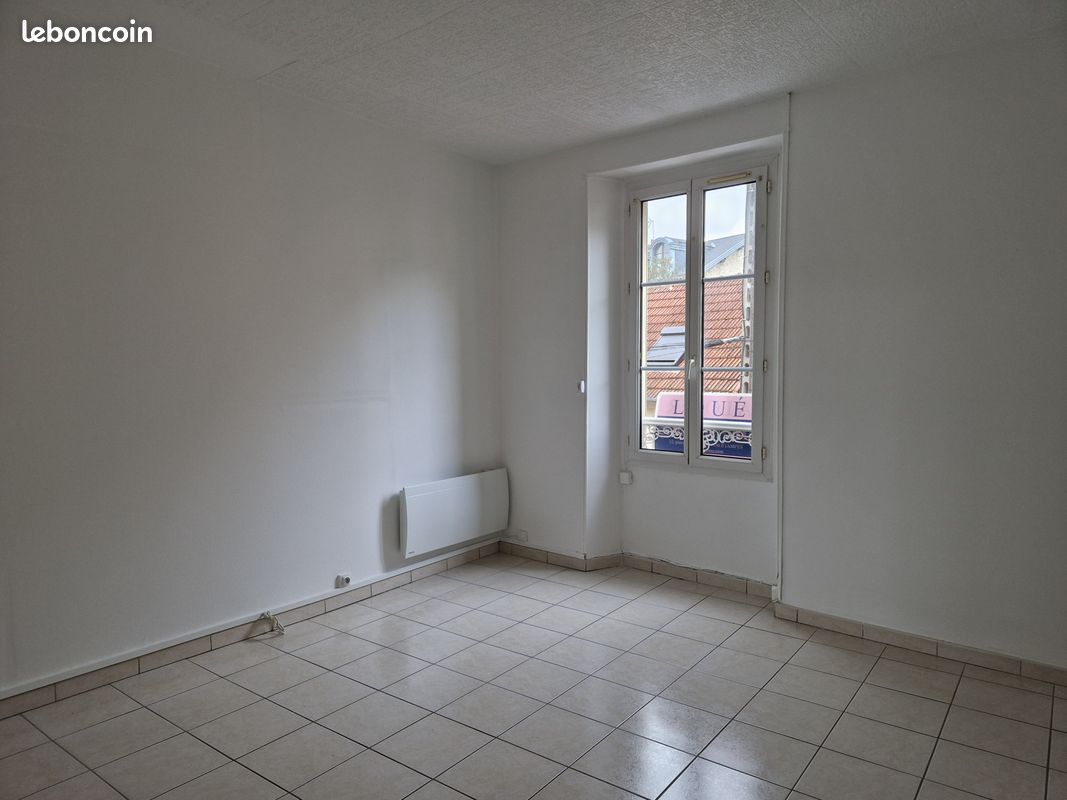 Appartement a louer etampes - 1 pièce(s) - 34 m2 - Surfyn