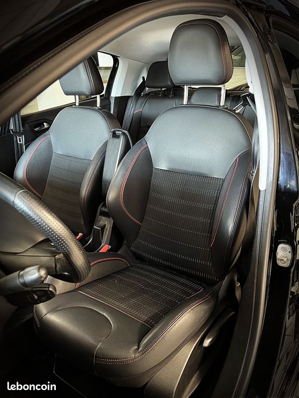 Peugeot 208 1.2 Puretech 110ch GT Line 5p BVM (image 4)