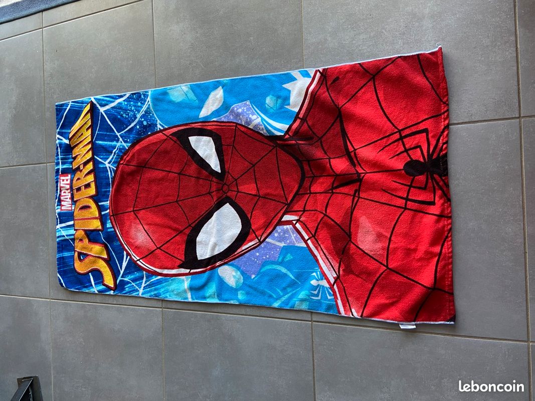 Serviette de plage Spiderman (image 1)