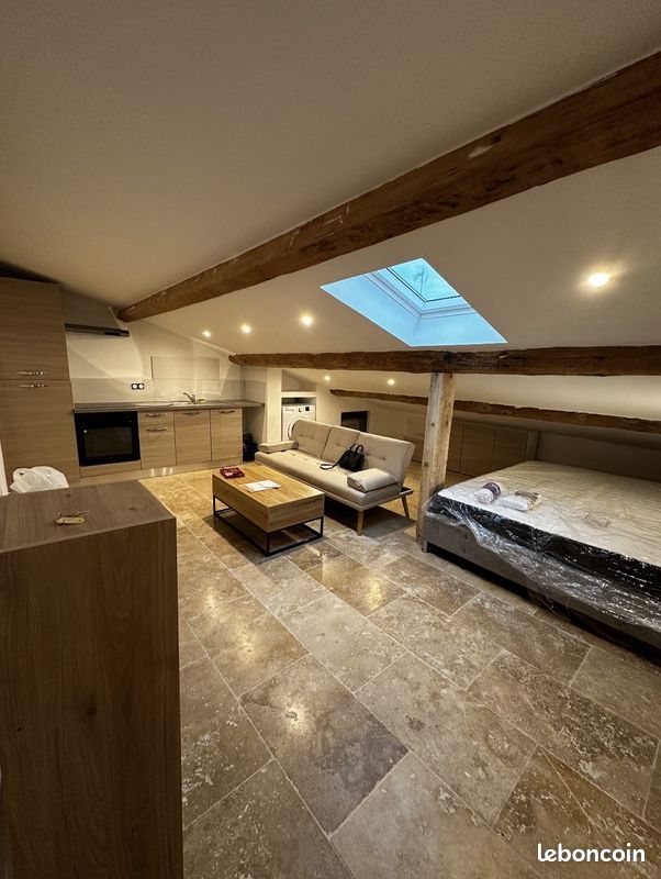 Appartement 1 pièce 15 m² · à Lambesc · 15 m² · 90 000 €