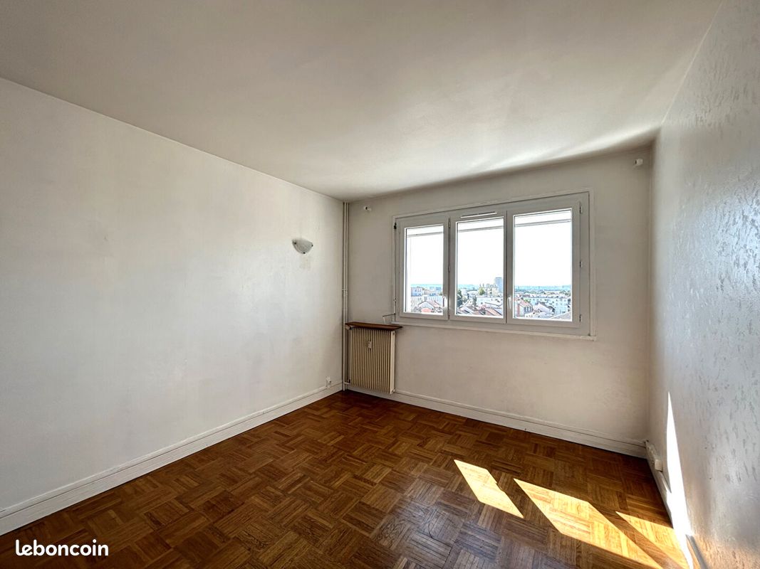 Appartement 1 pièce 31 m² · à Reims · 31 m² · 484 €