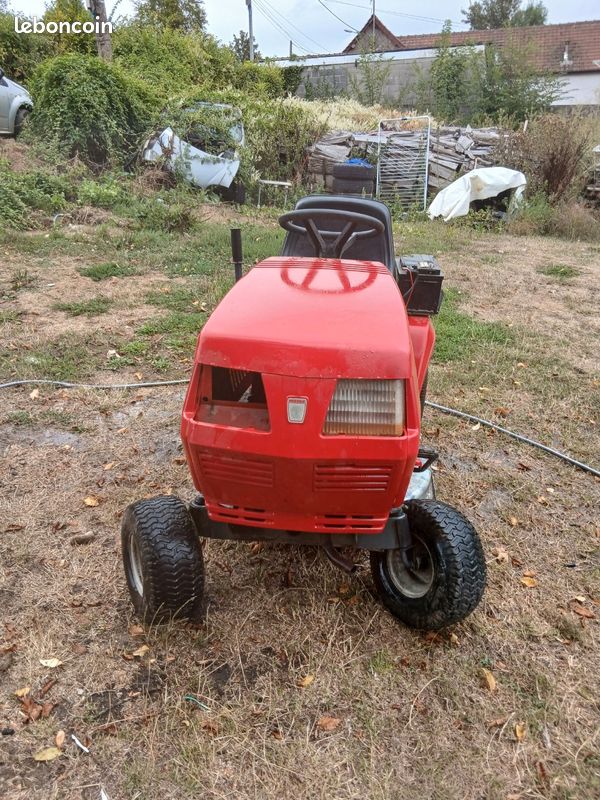 Tracteur tondeuse (image 1)