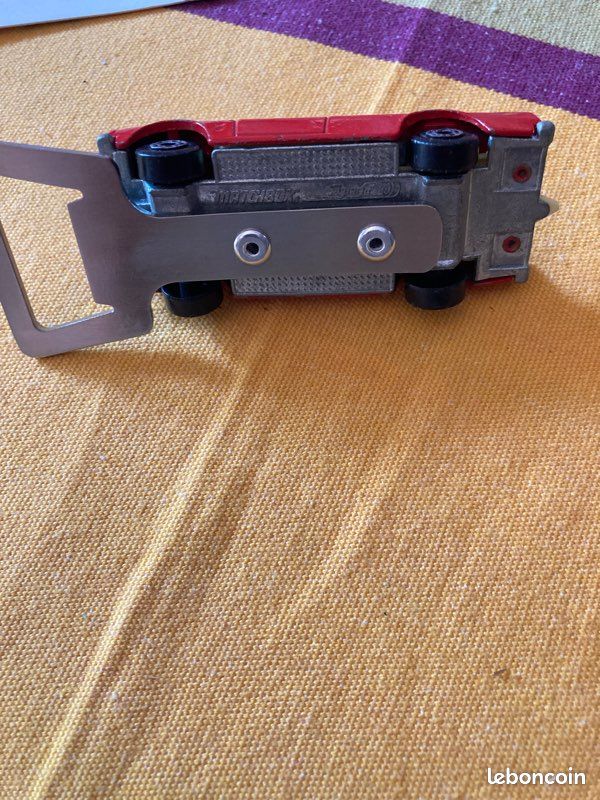 Matchbox décapsuleur (image 4)