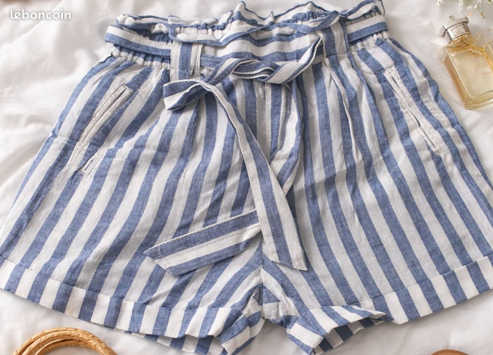 Short Kim Rogers bleu marine en lin mélangé L poches à