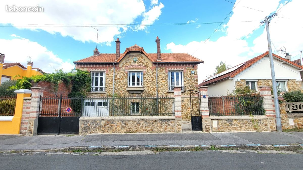 Maison 5 pièces 276 m² · à Vaires-sur-Marne · 276 m² · 420 000 €