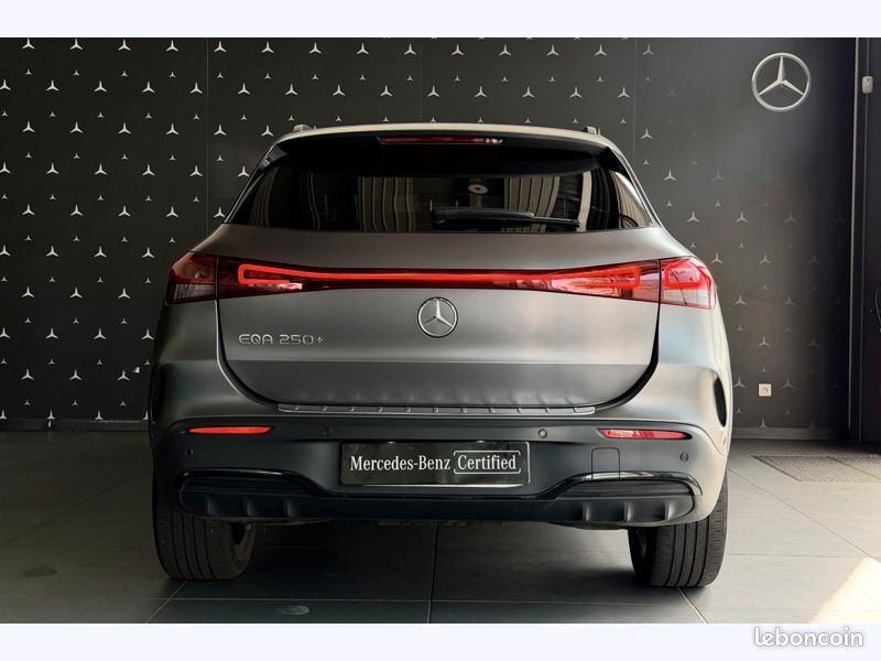 Mercedes EQA 250+ AMG Line (image 4)