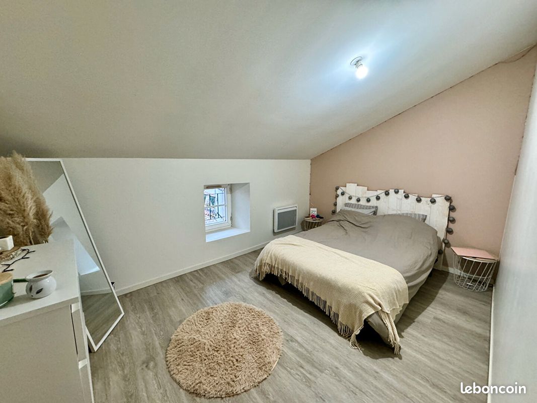 Duplex 3 pièces 48 m² - Rivières 16110 La Rochefoucauld (image principale 4)