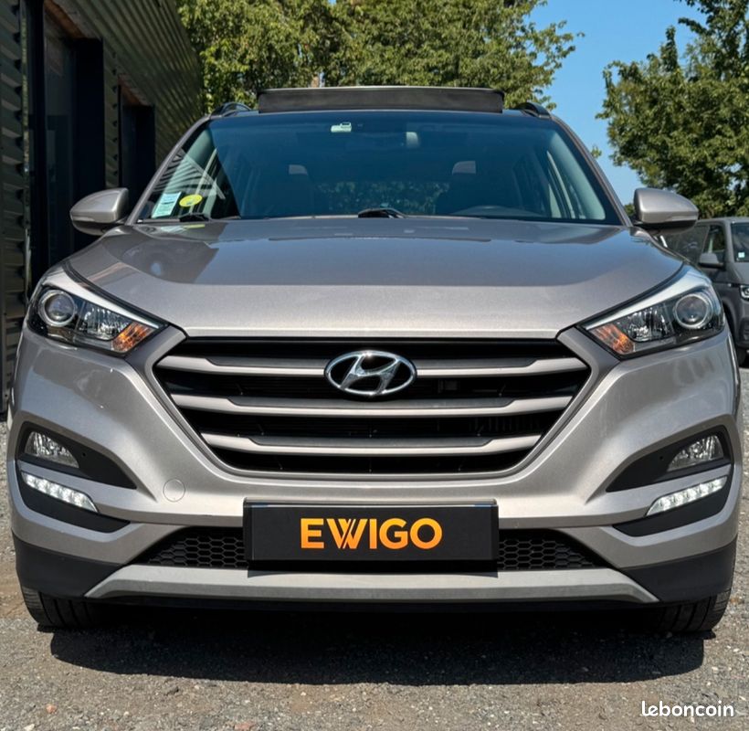 HYUNDAI TUCSON 1.7 CRDI 140 CREATIVE - TOIT OUVRANT - CARPLAY - SIÈGES CHAUFFANTs (image 21)