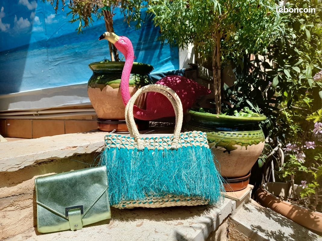 VENDU cabas sac paille franges turquoise pochette irisée bohème