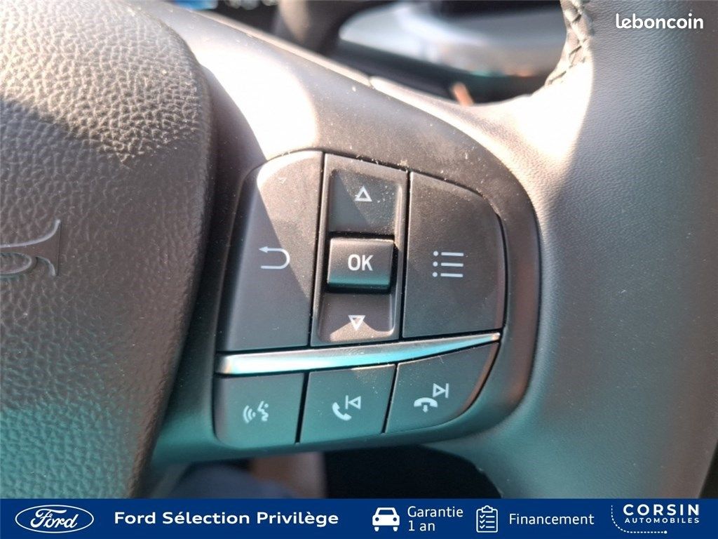 Ford Focus IV 1.0 ECOBOOST 125 S&S MHEV Titanium X Business (image 22)